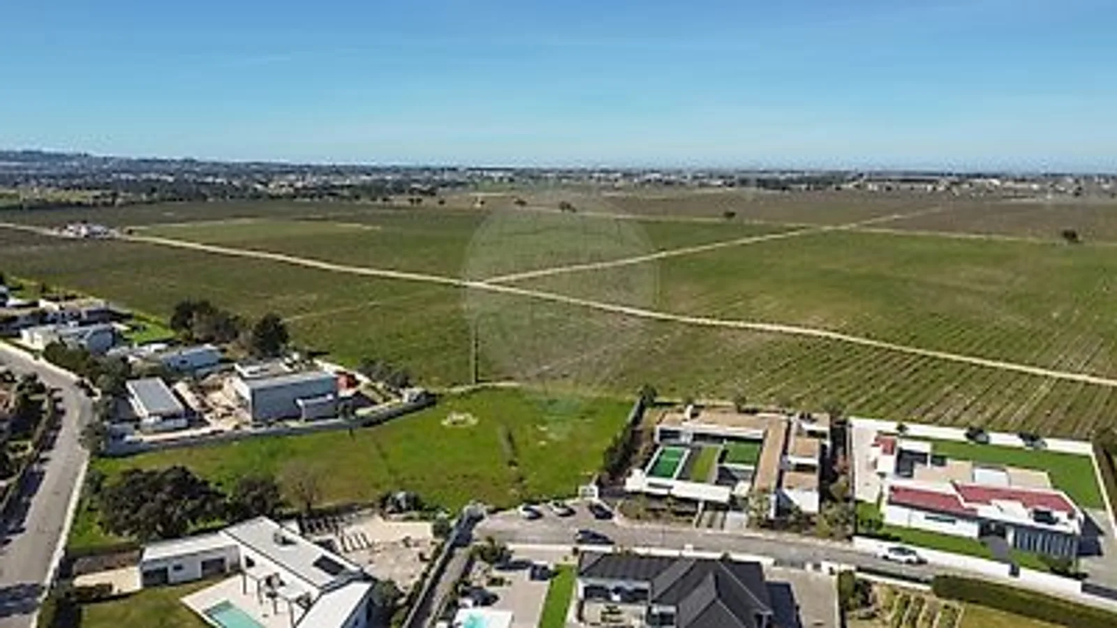 Lote urbano de 1 265 m² no Golf do Montado, Palmela
